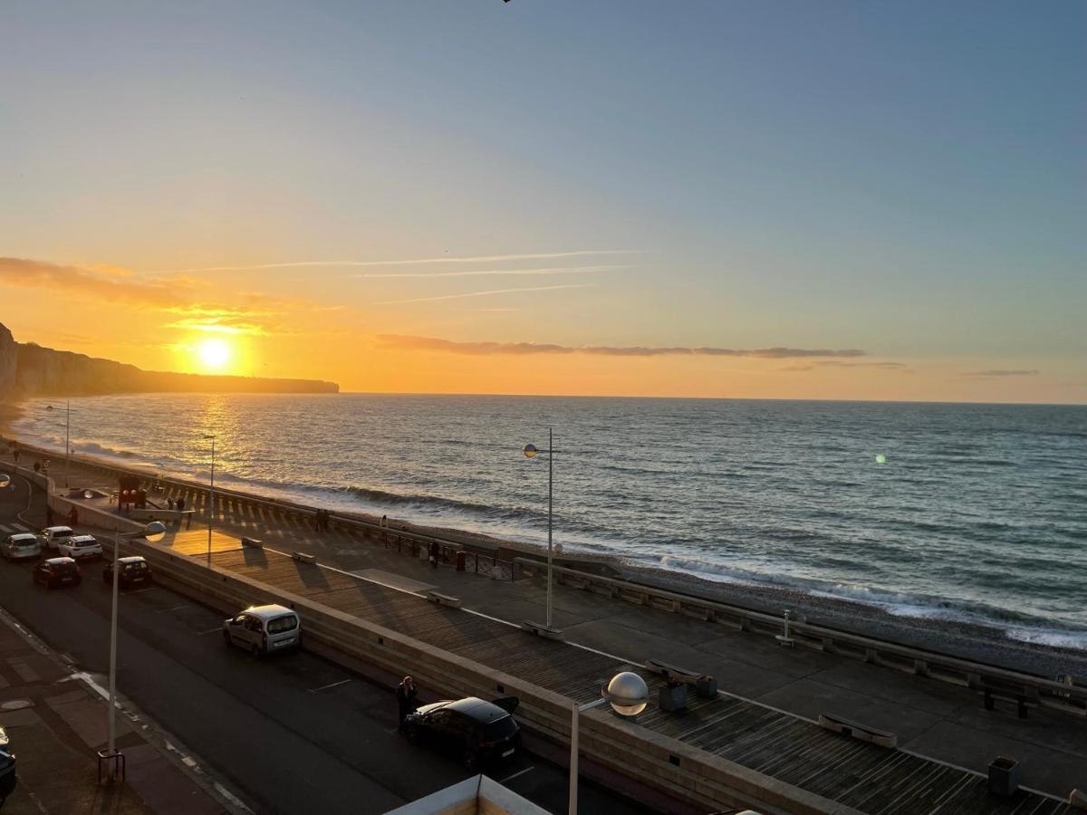 Gites Des Falaises 费康 外观 照片